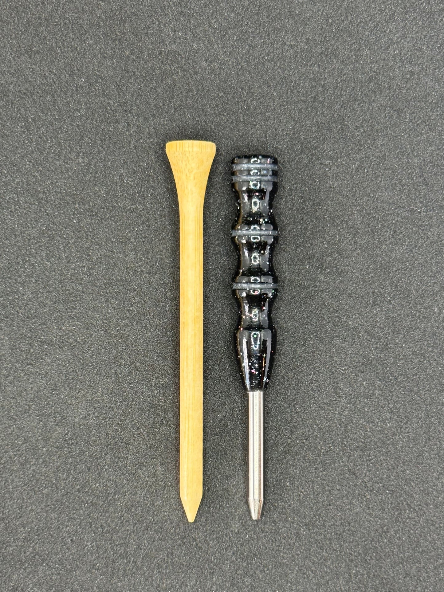 Single prong titanium divot tool - Night Golf