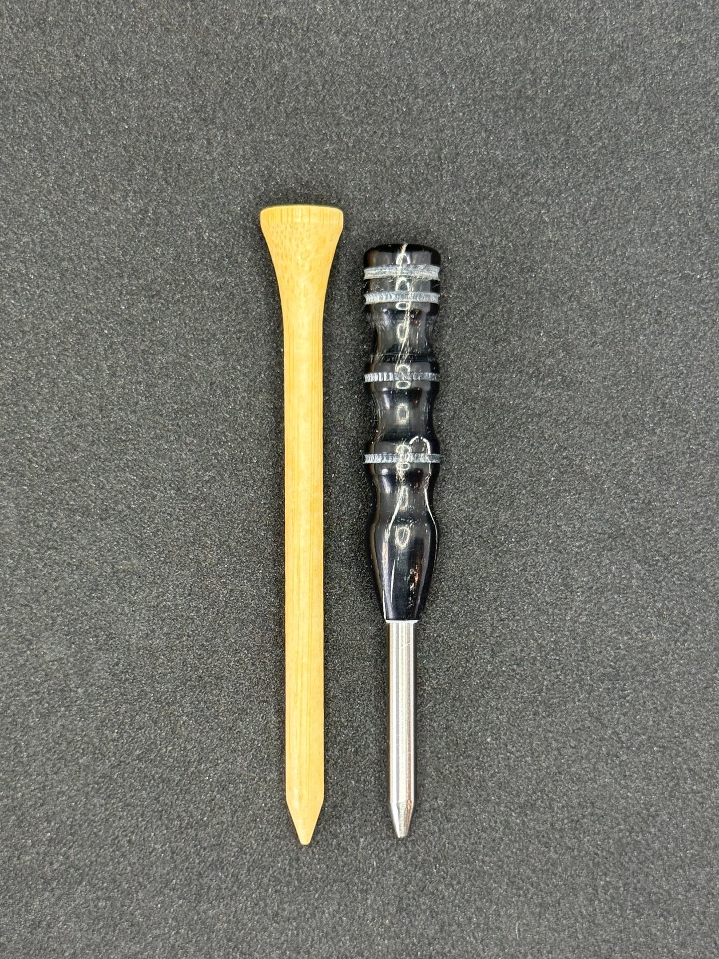 Single prong titanium divot tool - Bison Horn